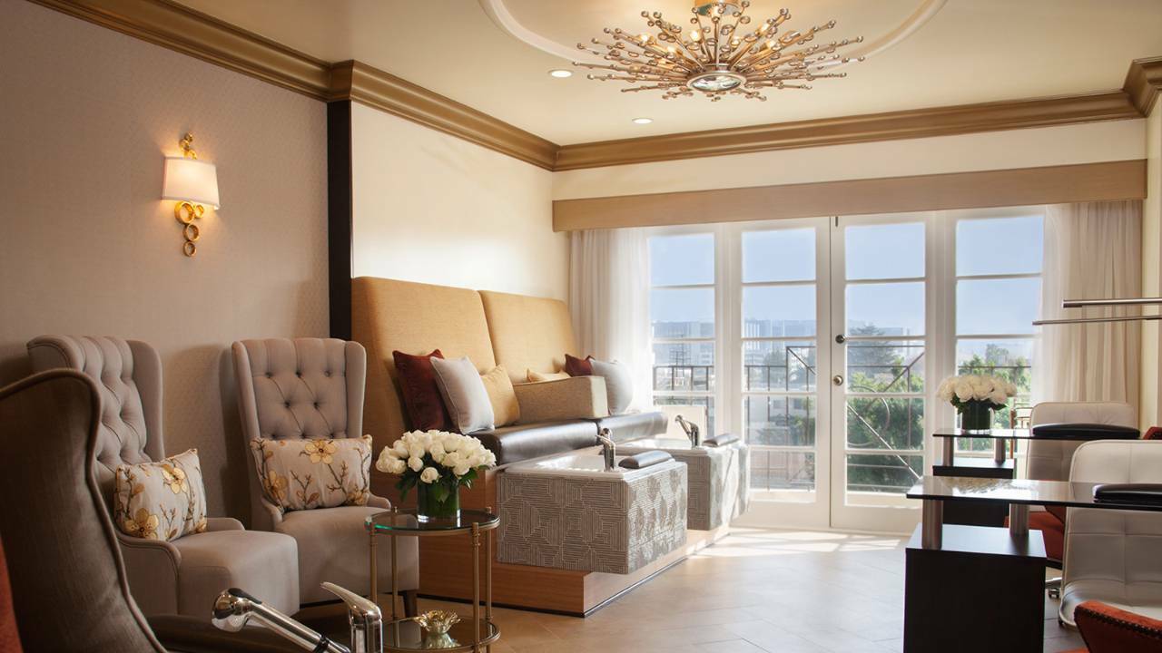 Four Seasons Angeles At Beverly Hills Hotel